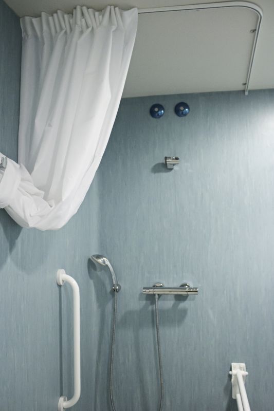 Senior Bathing Solutions detail